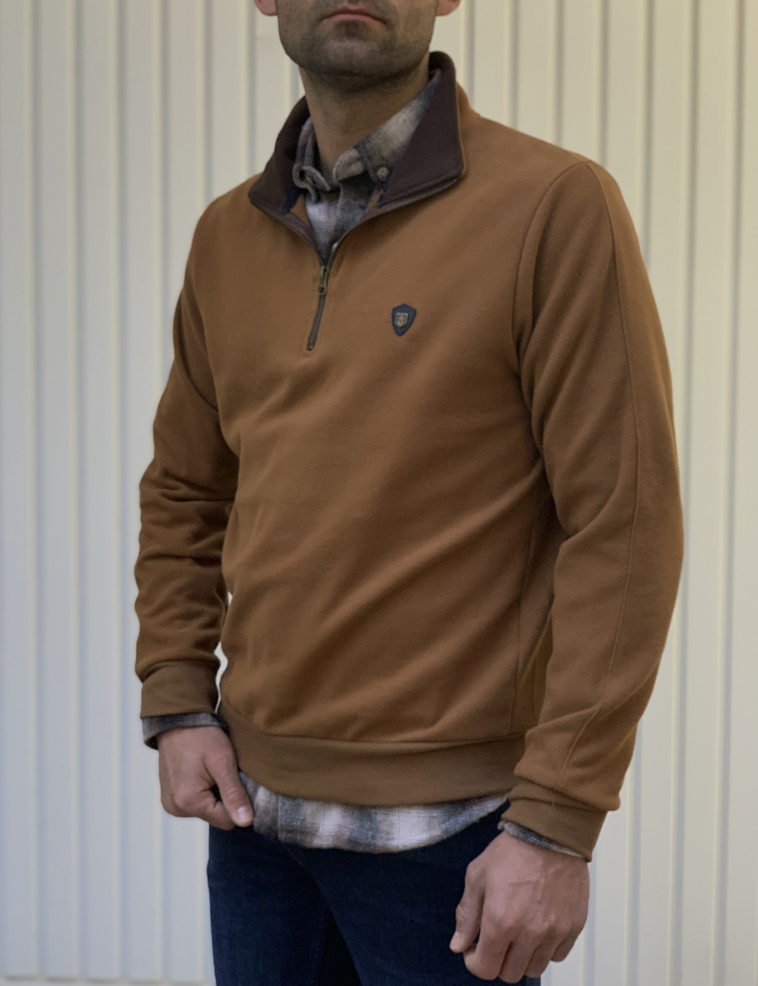 Everbest Ανδρική κάμελ ριπ με βελούδινη υφή μπλούζα με γιακά και φερμουάρ 251040 φωτογραφία